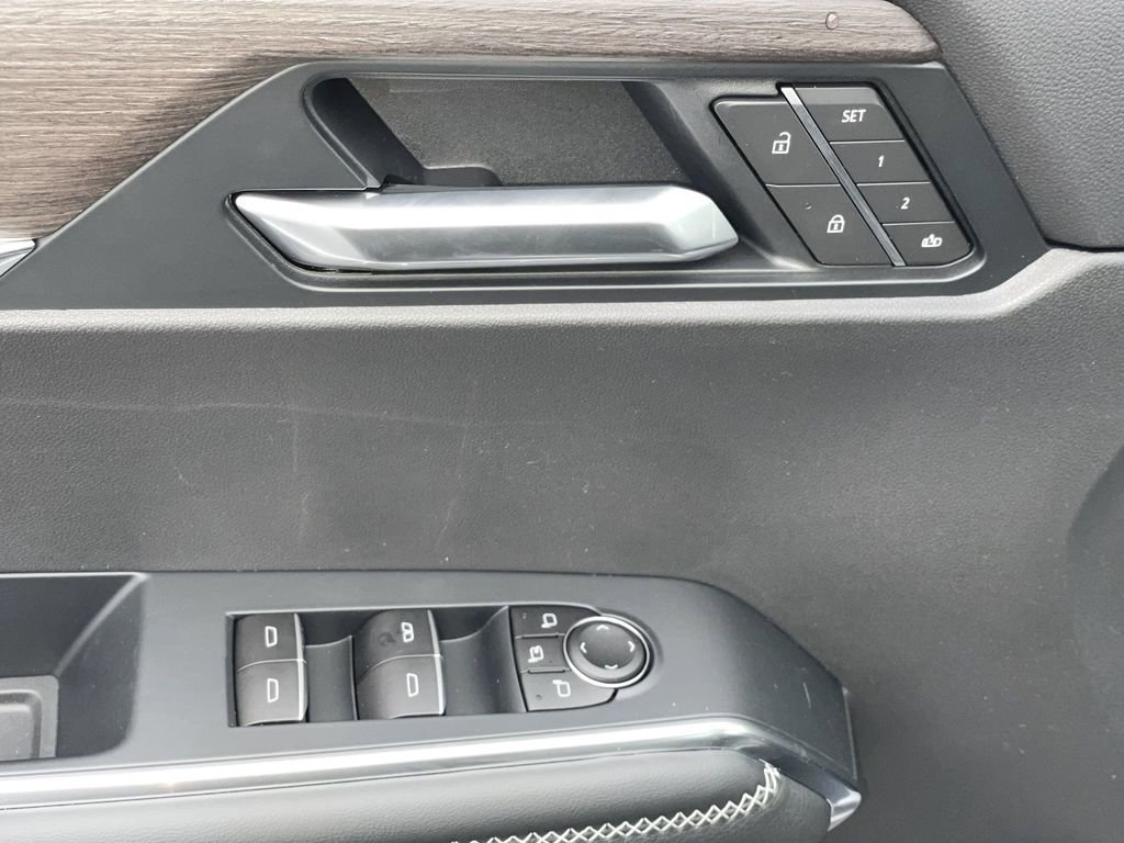 New 2026 GMC Acadia Denali w/ Super Cruise Package image 31