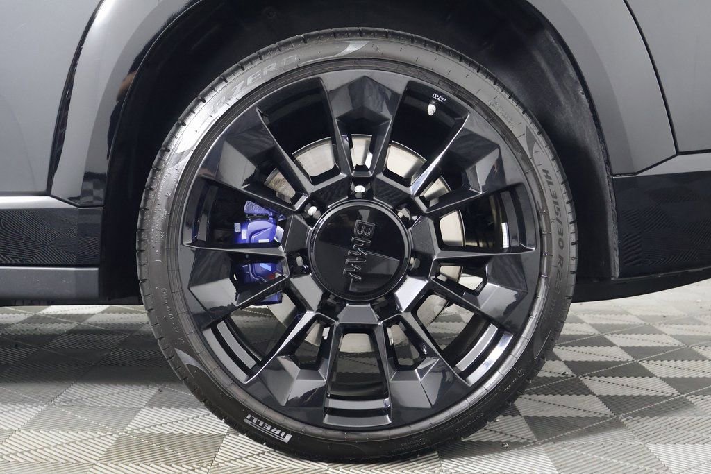 Used 2026 BMW XM Label Red w/ M Driver's Package image 16