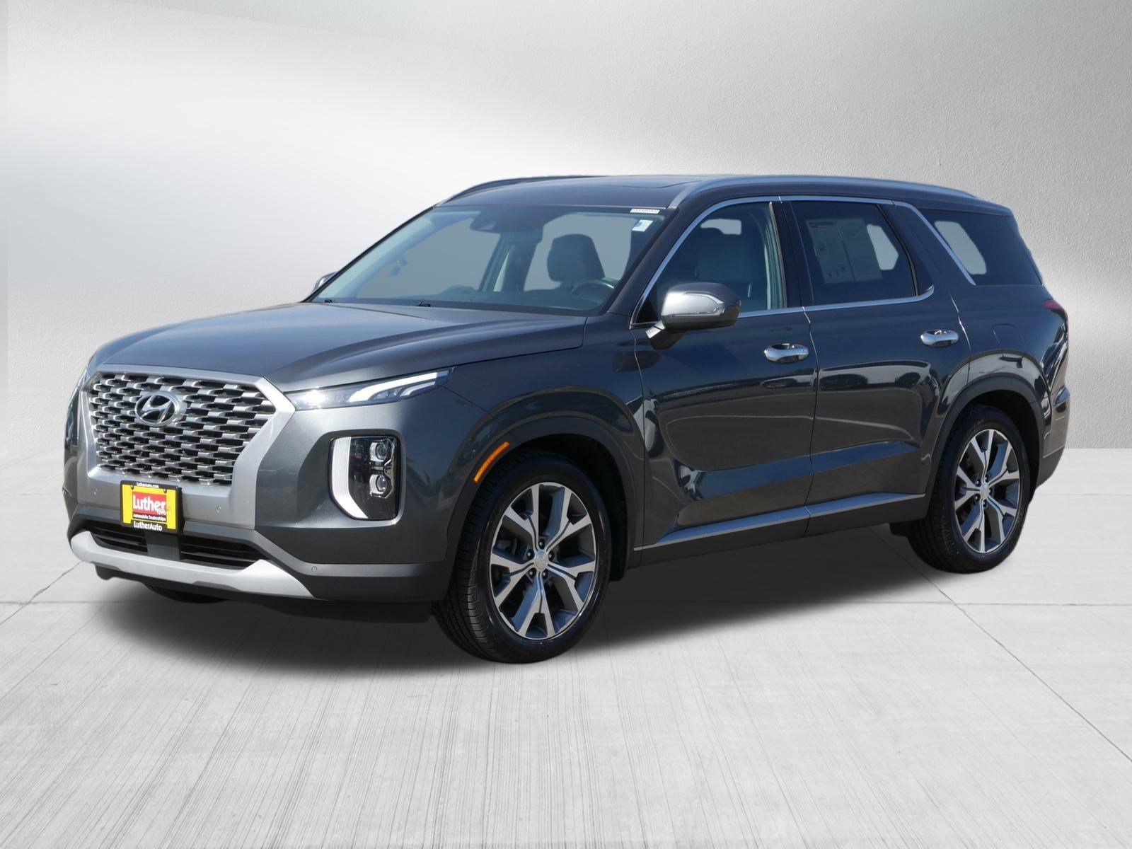 Used 2021 Hyundai Palisade SEL w/ Premium Package AWD/4WD image 3