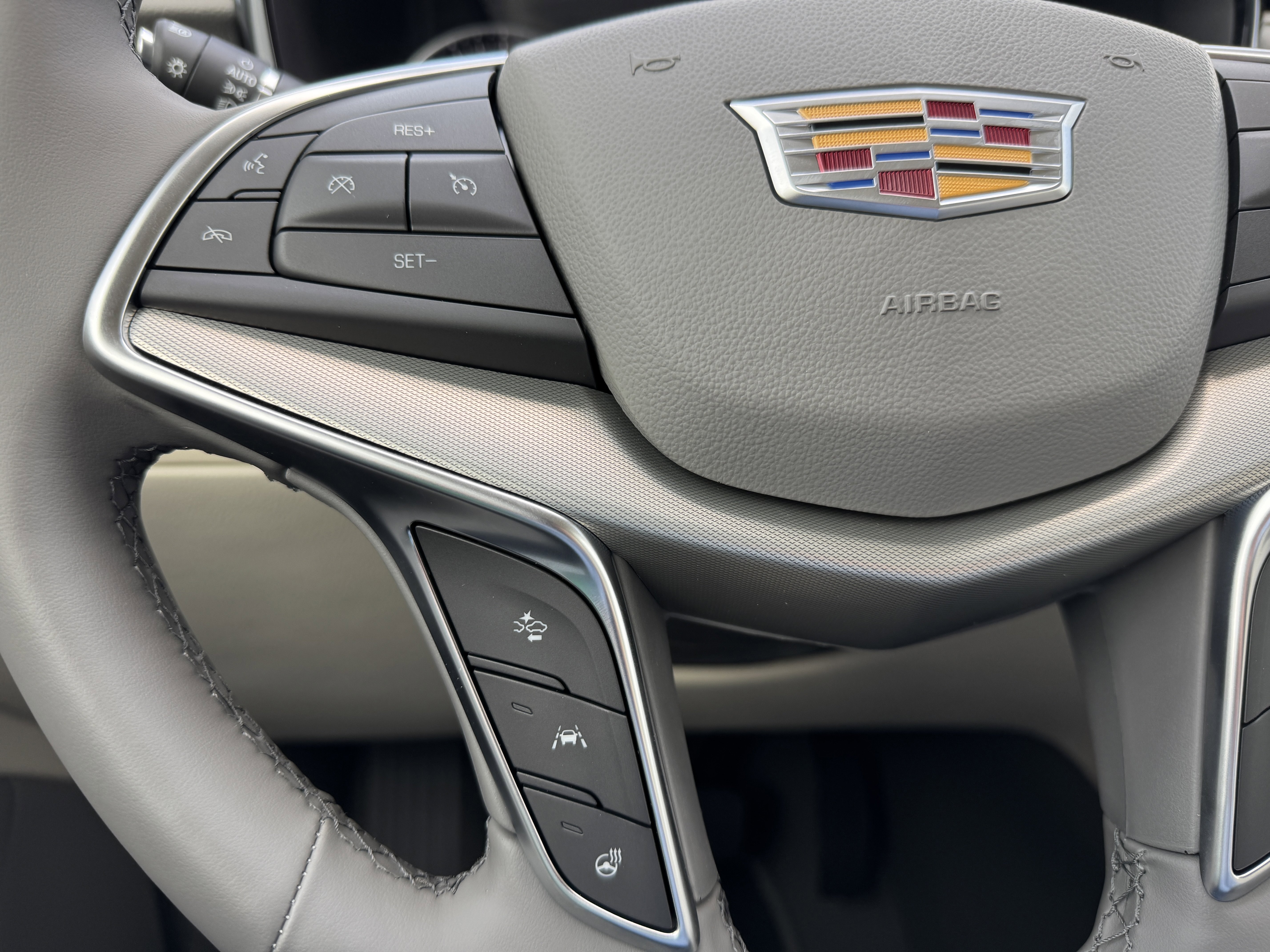 New 2025 Cadillac XT5 Premium Luxury image 30