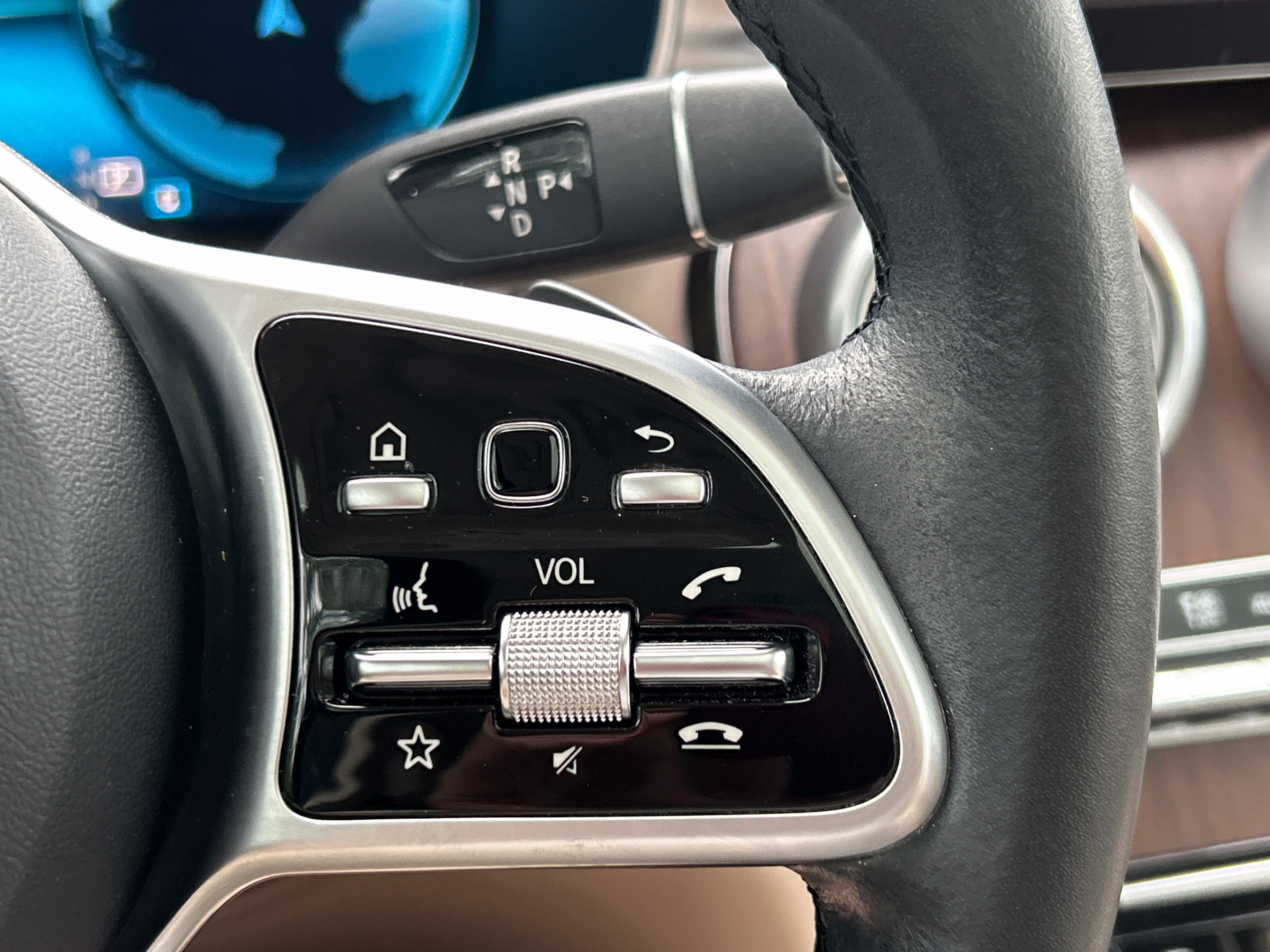 Certified 2022 Mercedes-Benz GLC 300 image 30