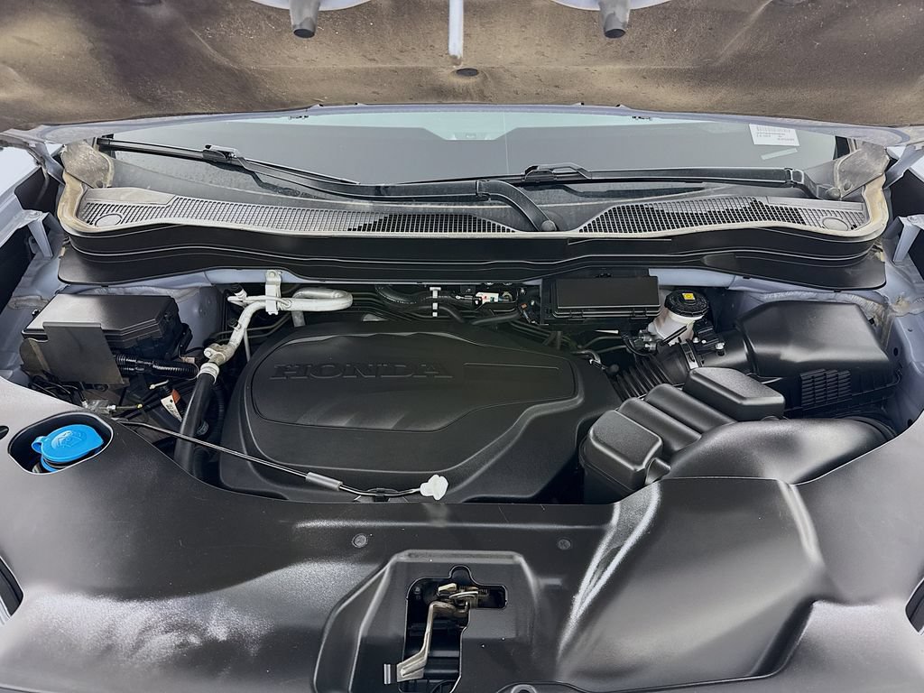 Certified 2025 Honda Passport Black Edition image 29