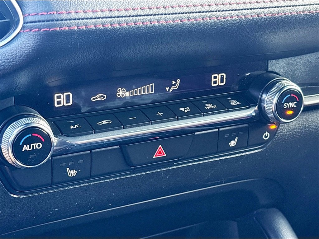 Used 2024 MAZDA MAZDA3 s image 16