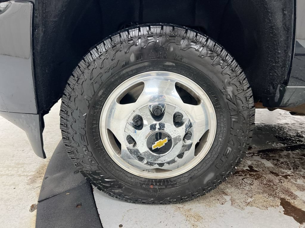 Used 2019 Chevrolet Silverado 3500 High Country w/ Duramax Plus Package AWD/4WD image 23