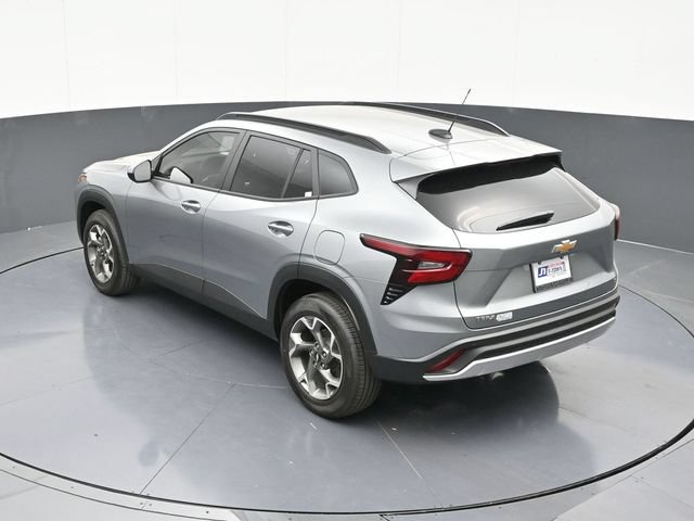 New 2026 Chevrolet Trax LT w/ Driver Confidence Package FWD image 50