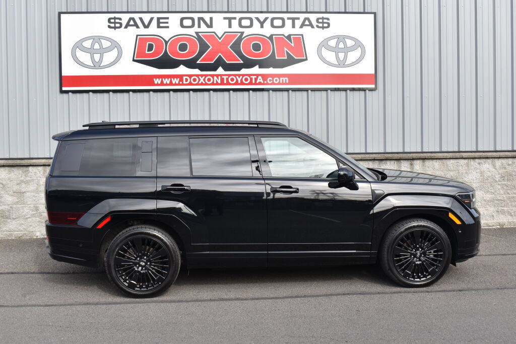 Used 2025 Hyundai Santa Fe Calligraphy AWD/4WD image 8