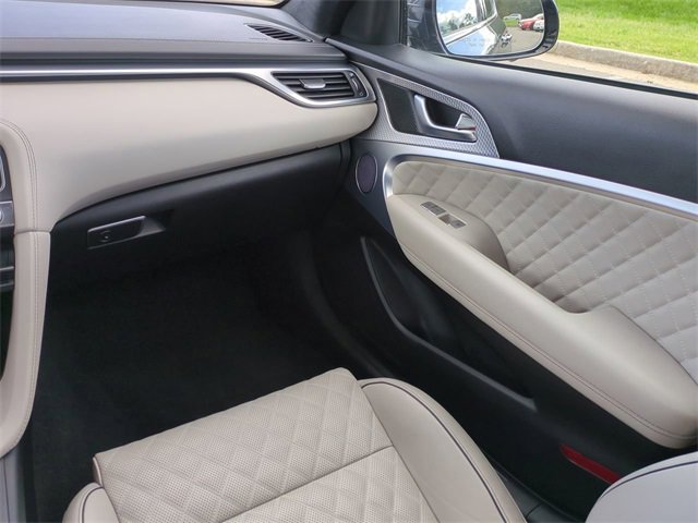 Used 2023 Genesis G70 3.3T w/ Sport Prestige Package image 15