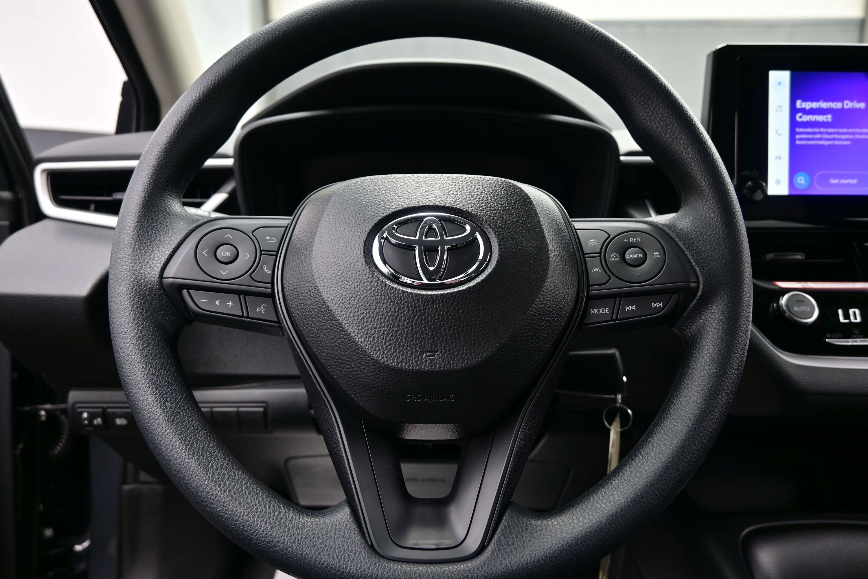 Used 2026 Toyota Corolla LE FWD image 21