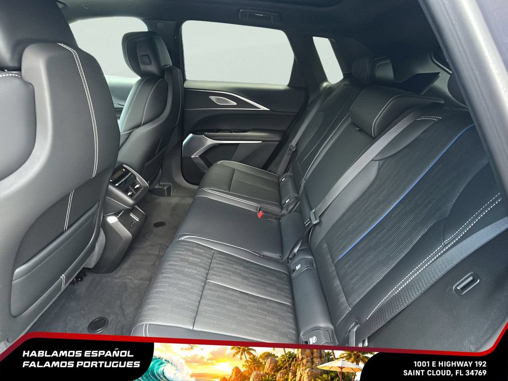 Certified 2025 Cadillac Lyriq Luxury w/ LPO, Floor Liner Package AWD/4WD image 24