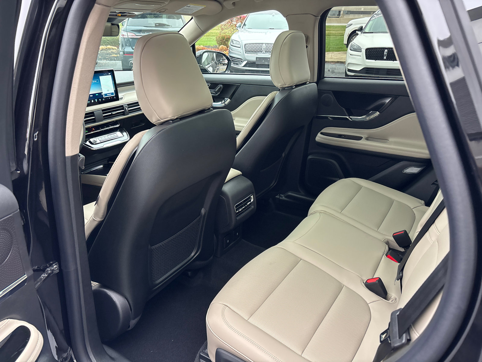 New 2026 Lincoln Corsair Premiere image 28