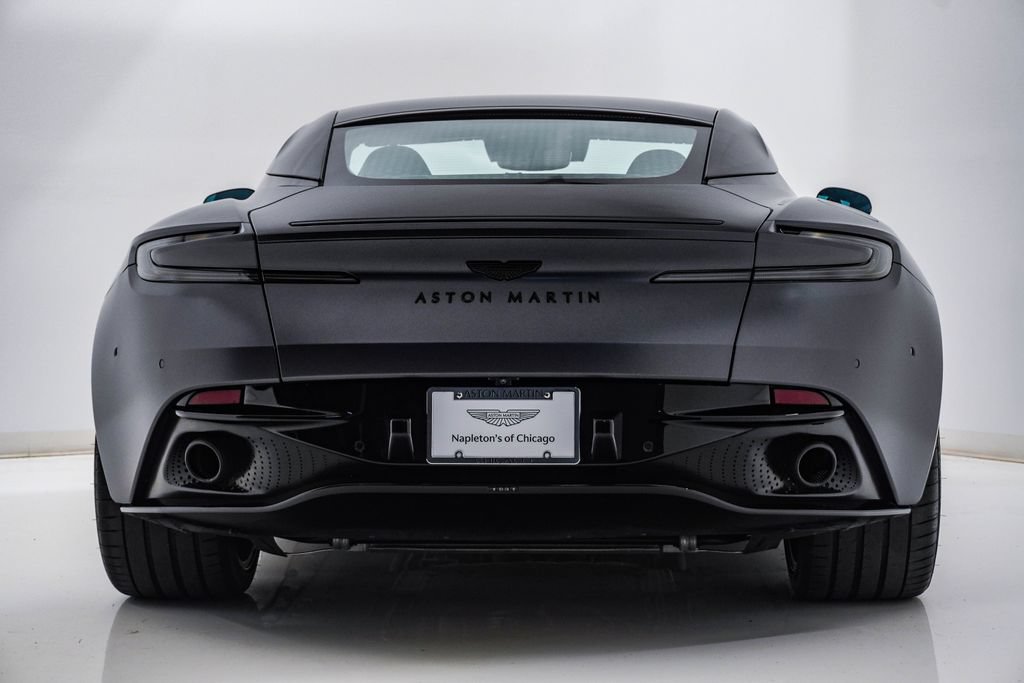 Used 2024 Aston Martin DB12 Coupe RWD image 7