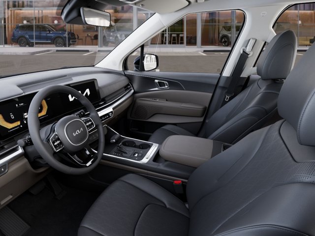 New 2026 Kia Carnival FWD image 17