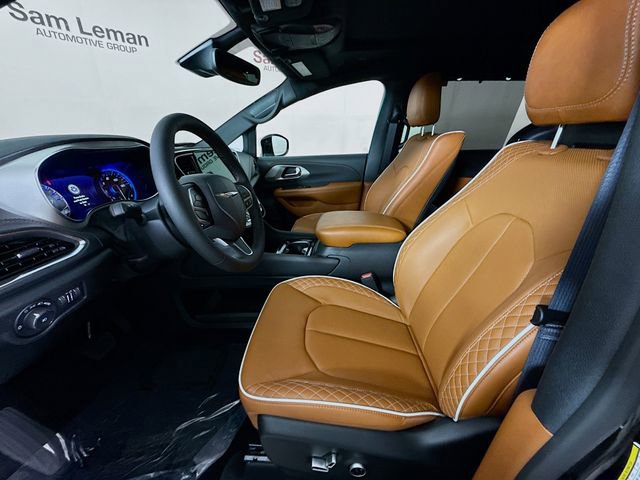 New 2026 Chrysler Pacifica Pinnacle image 21