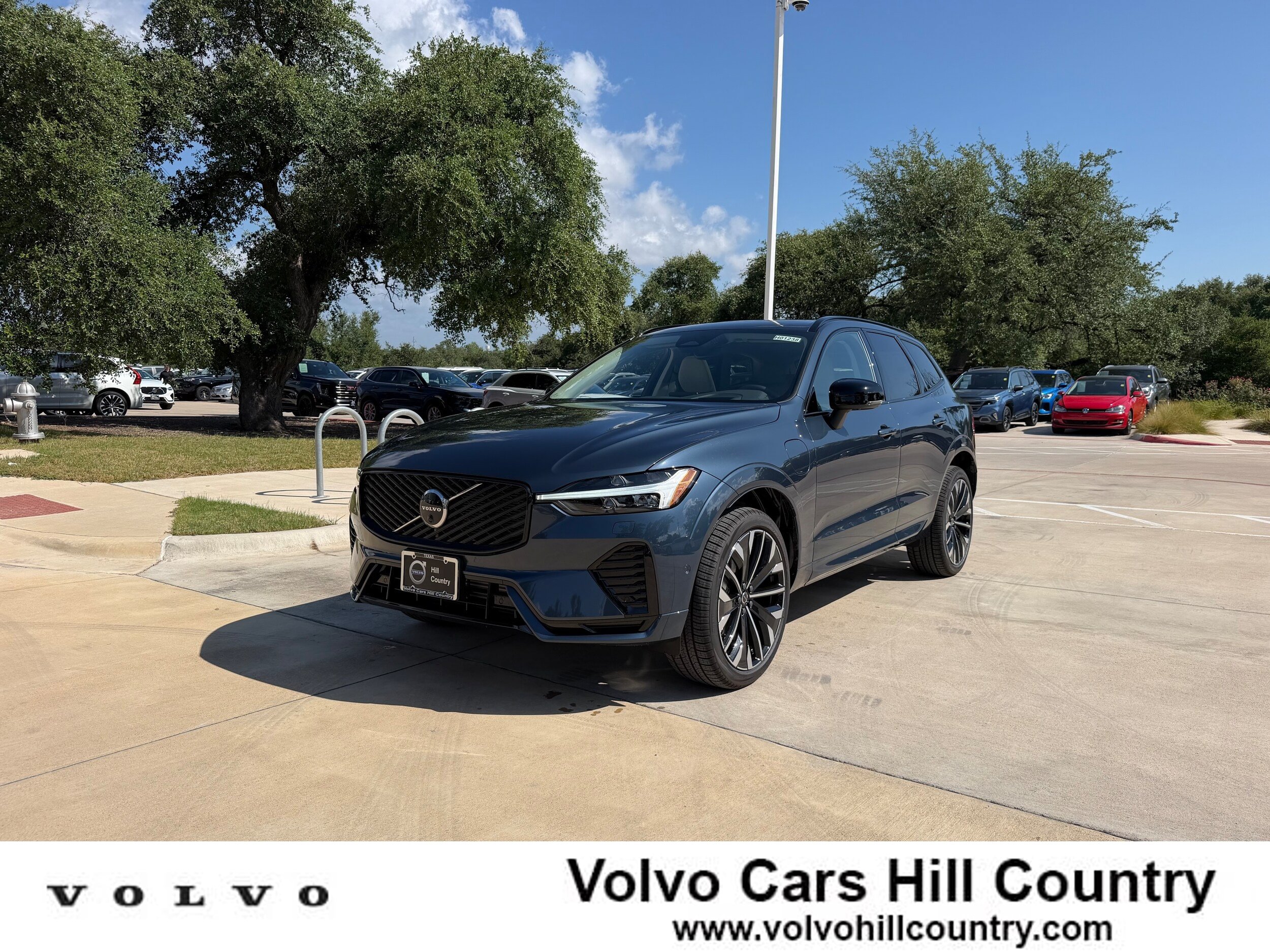 New 2026 Volvo XC60 T8 Ultra w/ Protection Package Premier
