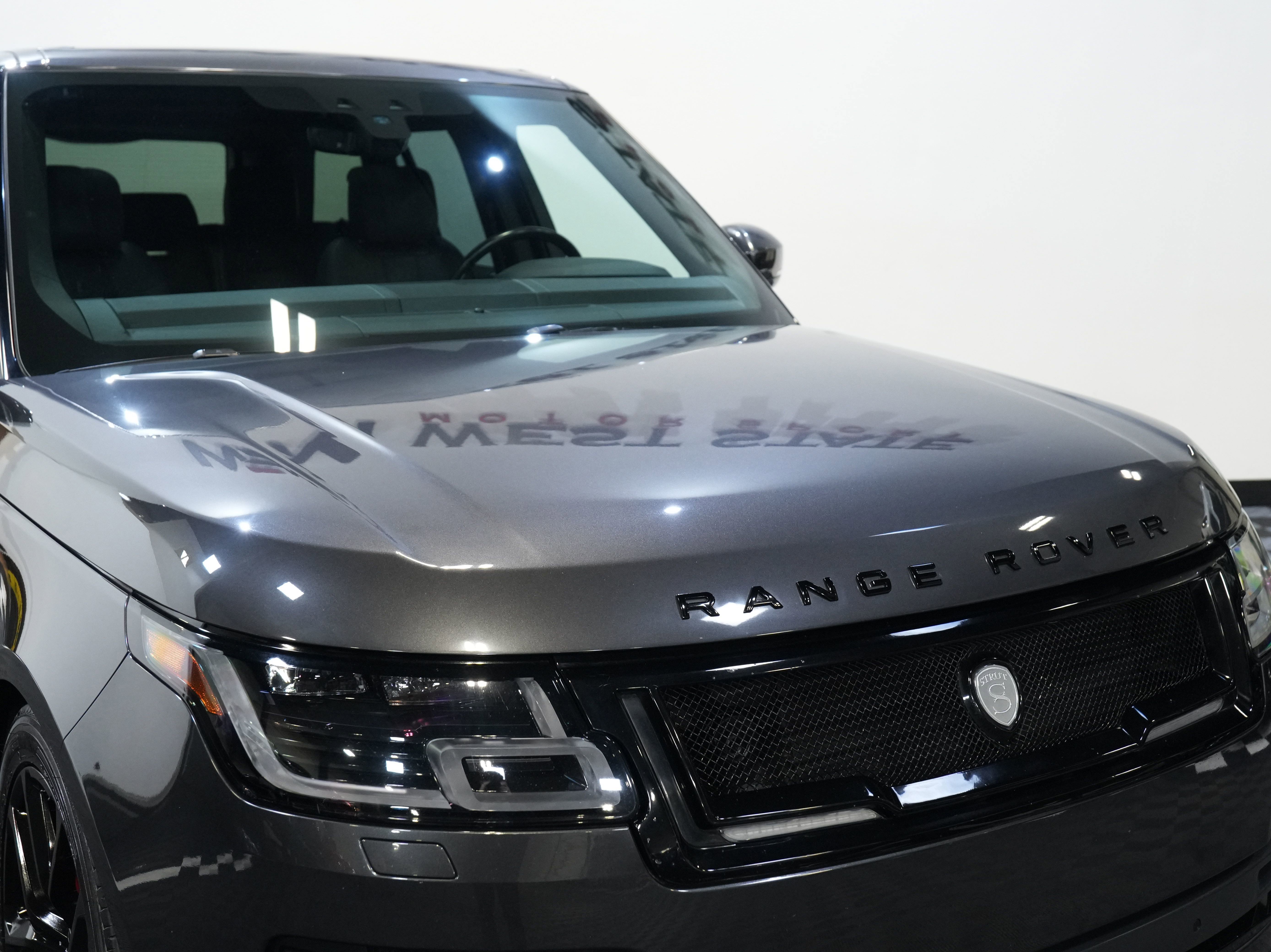 Used 2022 Land Rover Range Rover P525 Westminster Edition AWD/4WD image 12