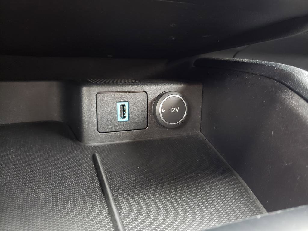 Used 2020 Ford Escape SE image 36