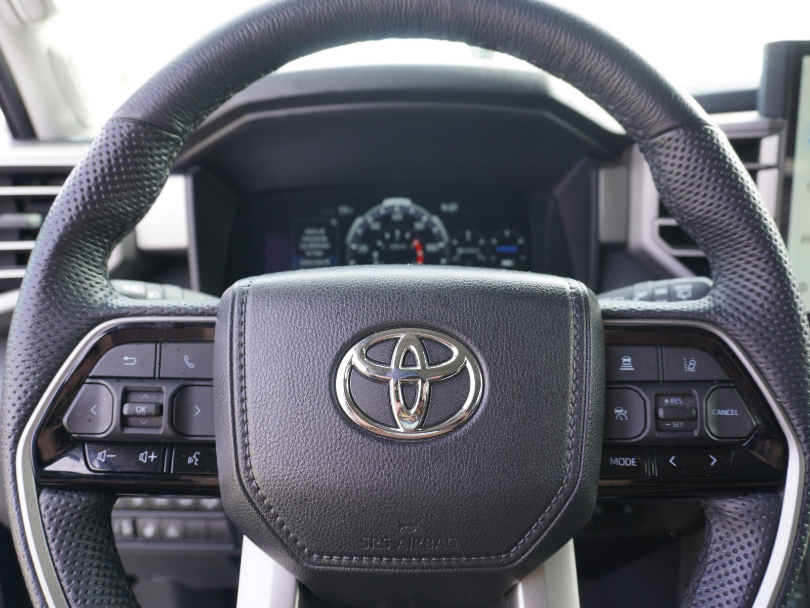 Used 2024 Toyota Sequoia Limited image 31