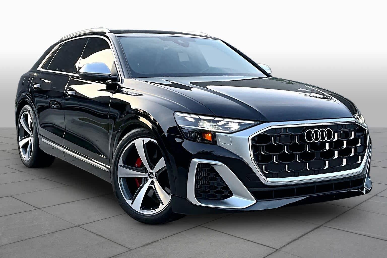 Used 2024 Audi SQ8 Premium Plus w/ S Sport Package AWD/4WD image 3
