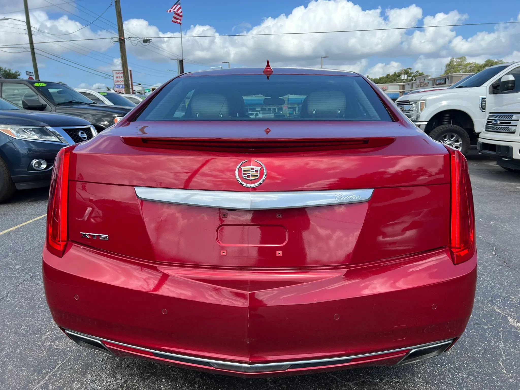 Used 2013 Cadillac XTS Luxury FWD image 6