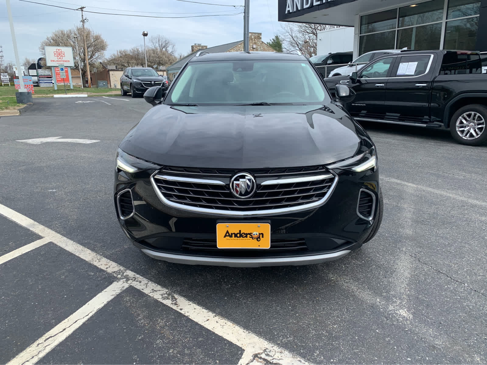 Used 2023 Buick Envision Essence image 2