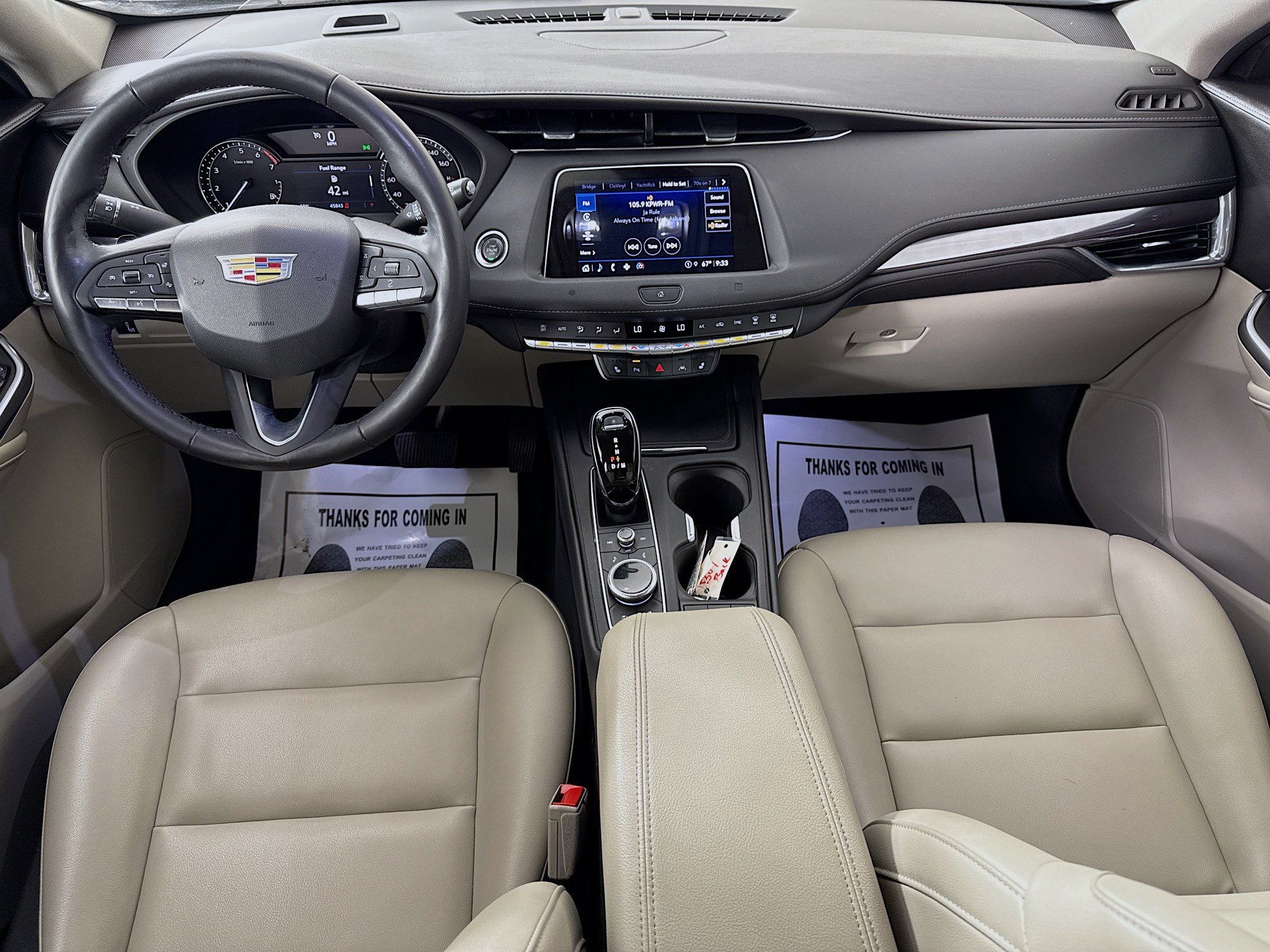 Used 2021 Cadillac XT4 Luxury w/ Cold Weather Package FWD image 25