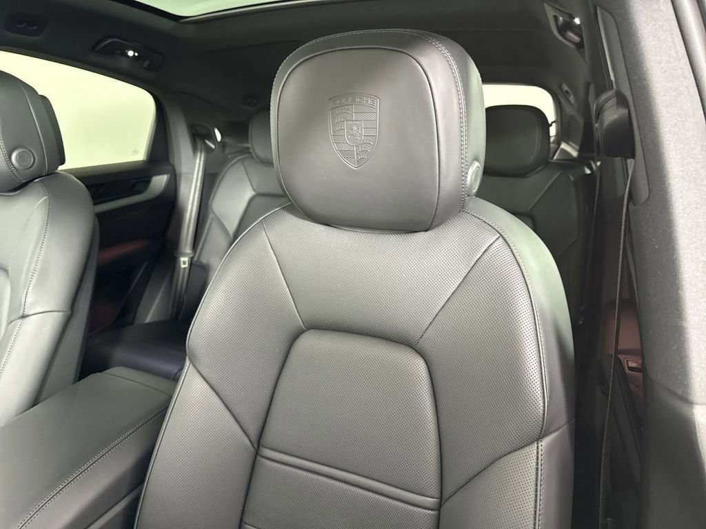 New 2026 Porsche Cayenne S image 41