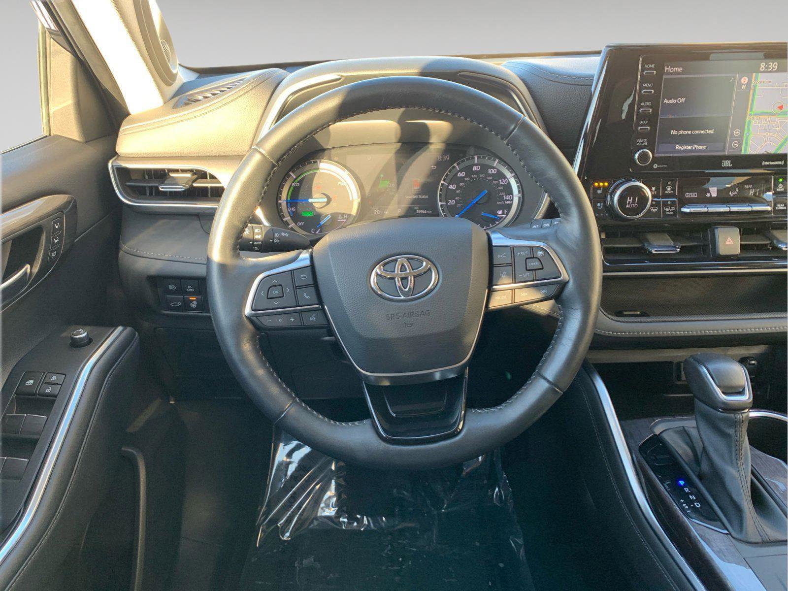 Used 2021 Toyota Highlander Limited image 19