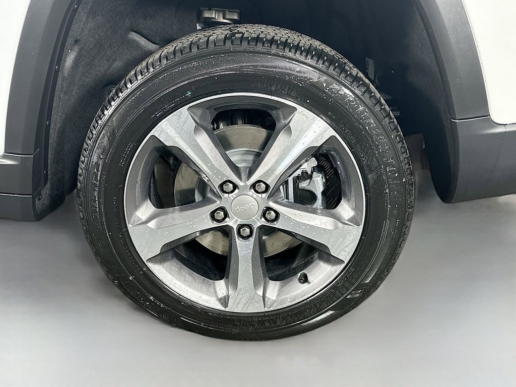 New 2026 Jeep Grand Cherokee L Limited image 17