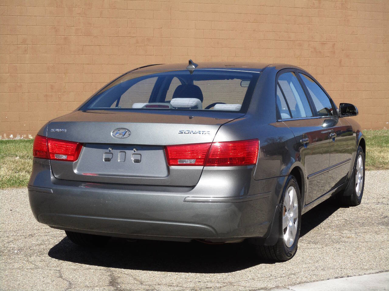 Used 2009 Hyundai Sonata GLS w/ Popular Equipment Pkg 2 image 7