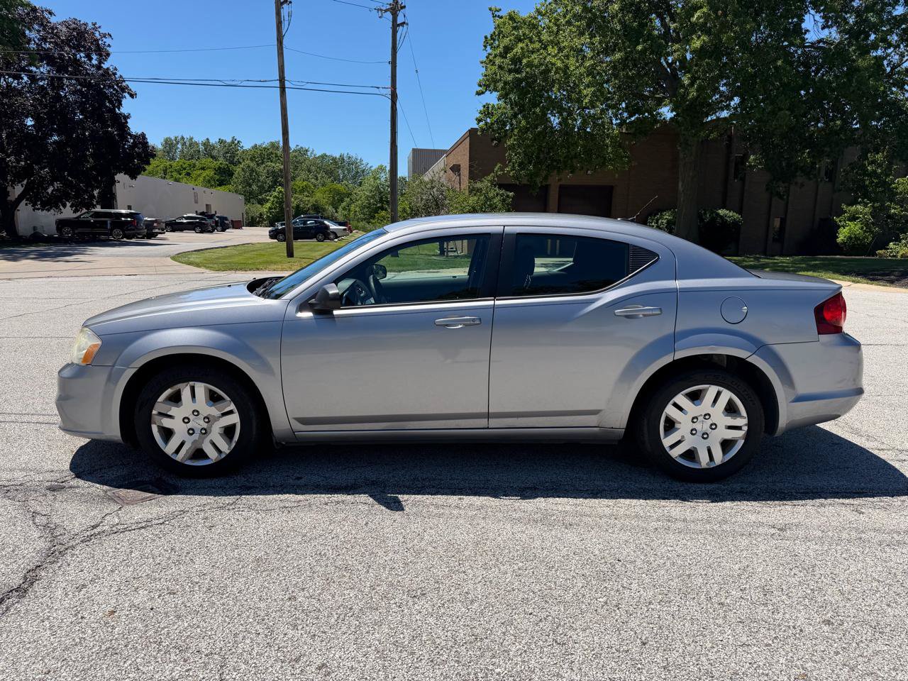 Used 2013 Dodge Avenger SE FWD image 8