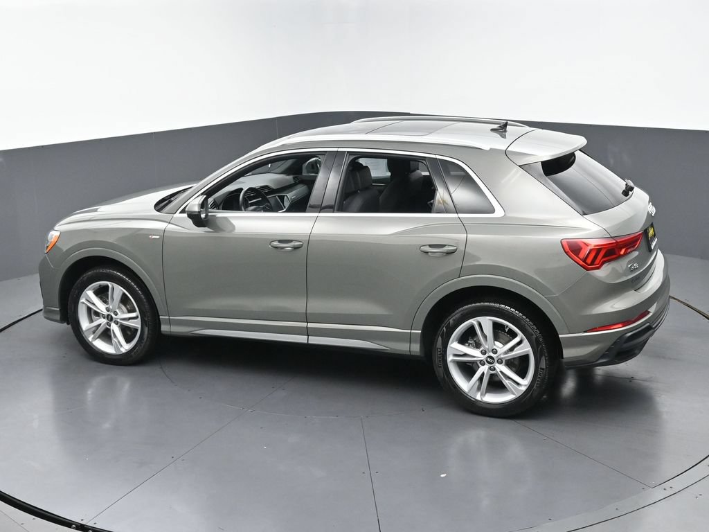 Used 2022 Audi Q3 2.0T Premium w/ Convenience Package AWD/4WD image 45