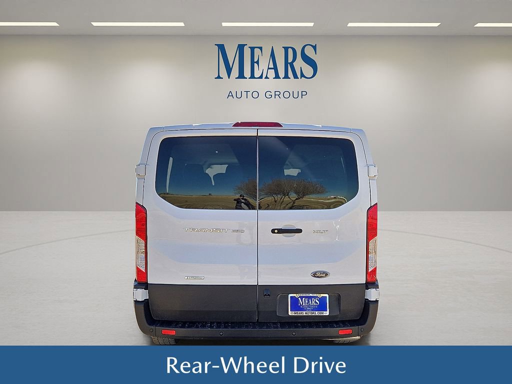Used 2023 Ford Transit 350 XLT image 5