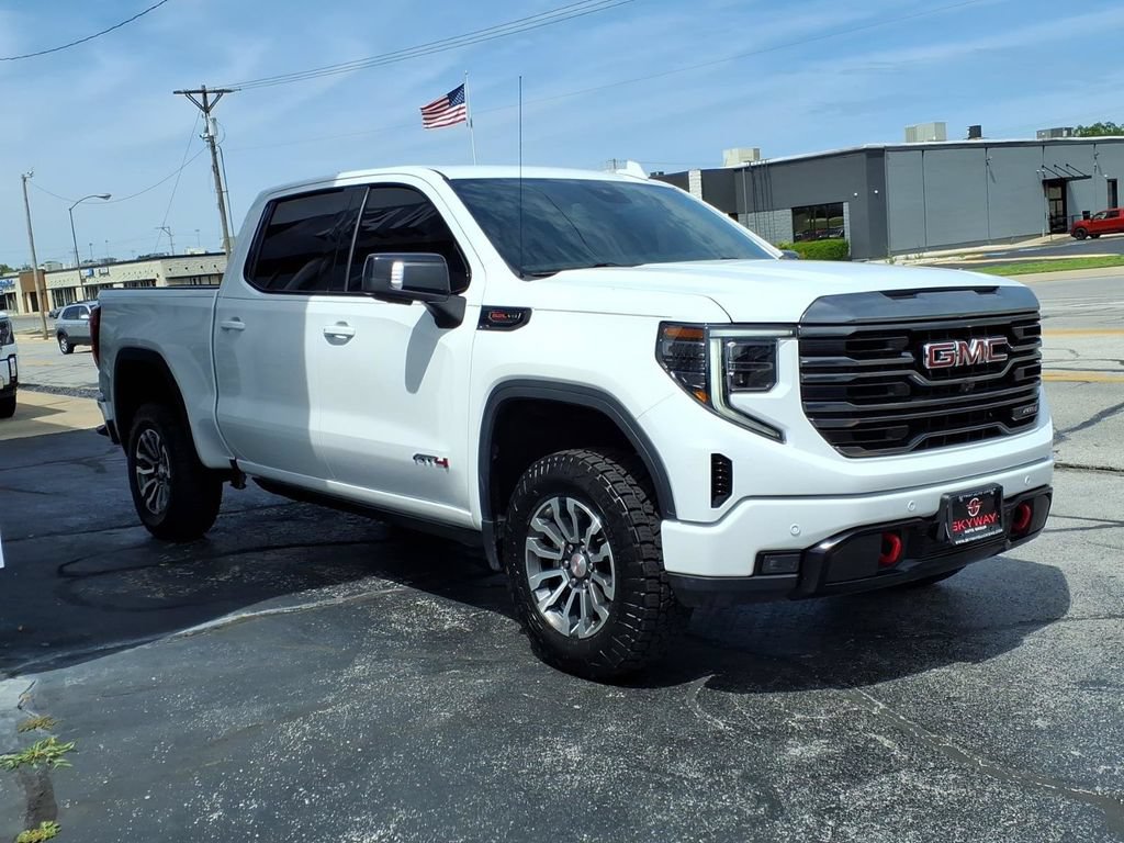 Used 2023 GMC Sierra 1500 AT4 AWD/4WD image 3
