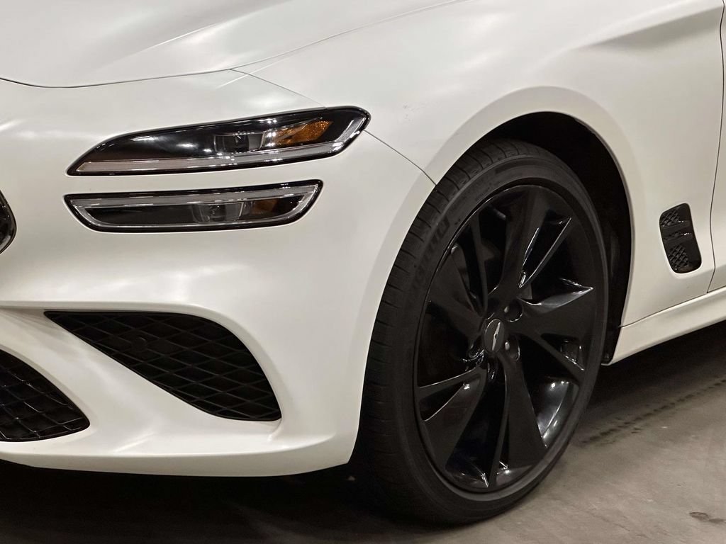 Used 2023 Genesis G70 2.0T w/ Sport Prestige Package AWD/4WD image 10