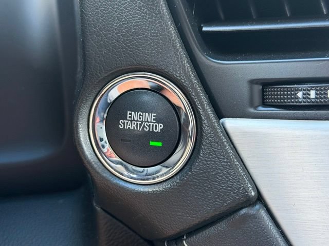 Used 2019 GMC Yukon Denali w/ Denali Ultimate Package AWD/4WD image 9