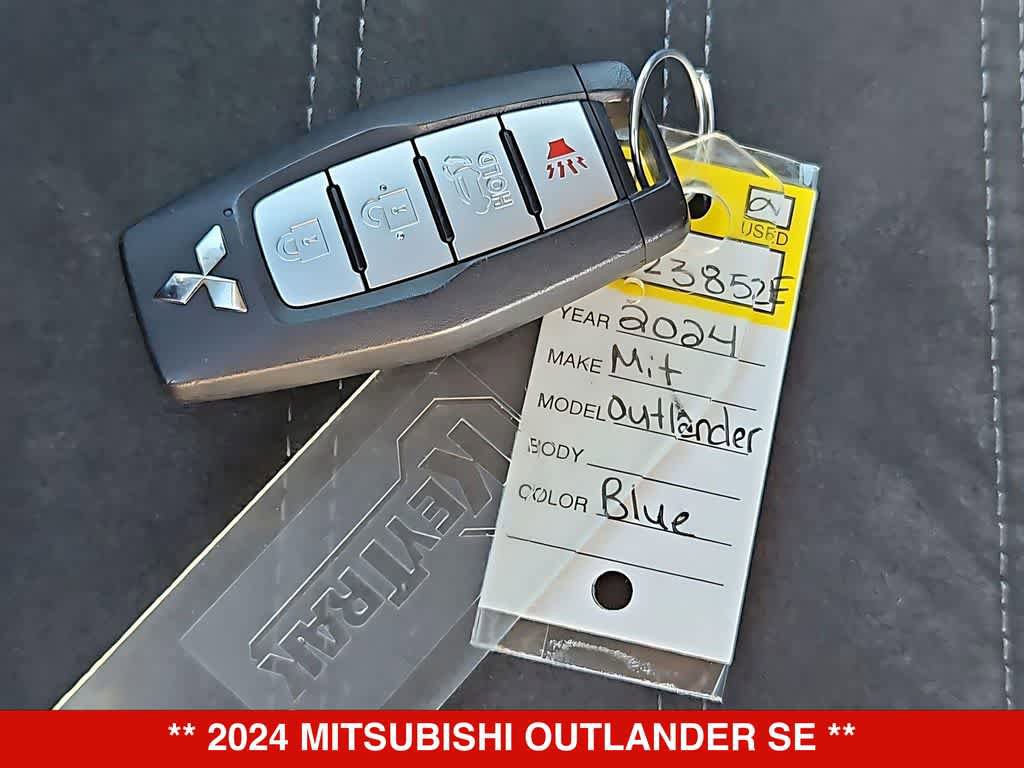 Used 2024 Mitsubishi Outlander SE FWD image 36