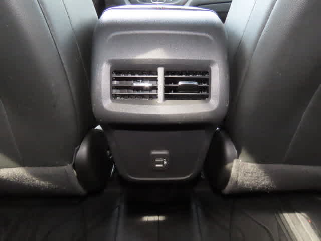 Used 2023 Chevrolet Equinox RS w/ RS Leather Package AWD/4WD image 26