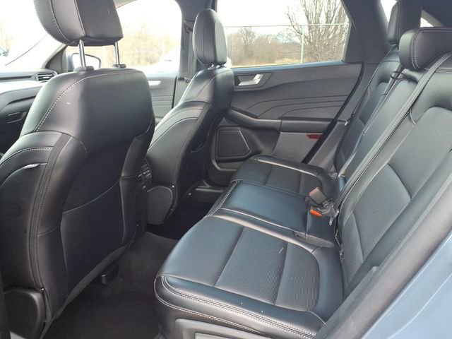 Certified 2025 Ford Escape Platinum AWD/4WD image 10