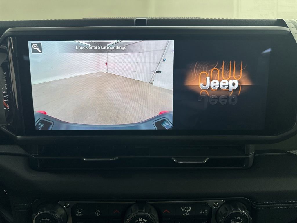 New 2026 Jeep Gladiator Mojave image 44