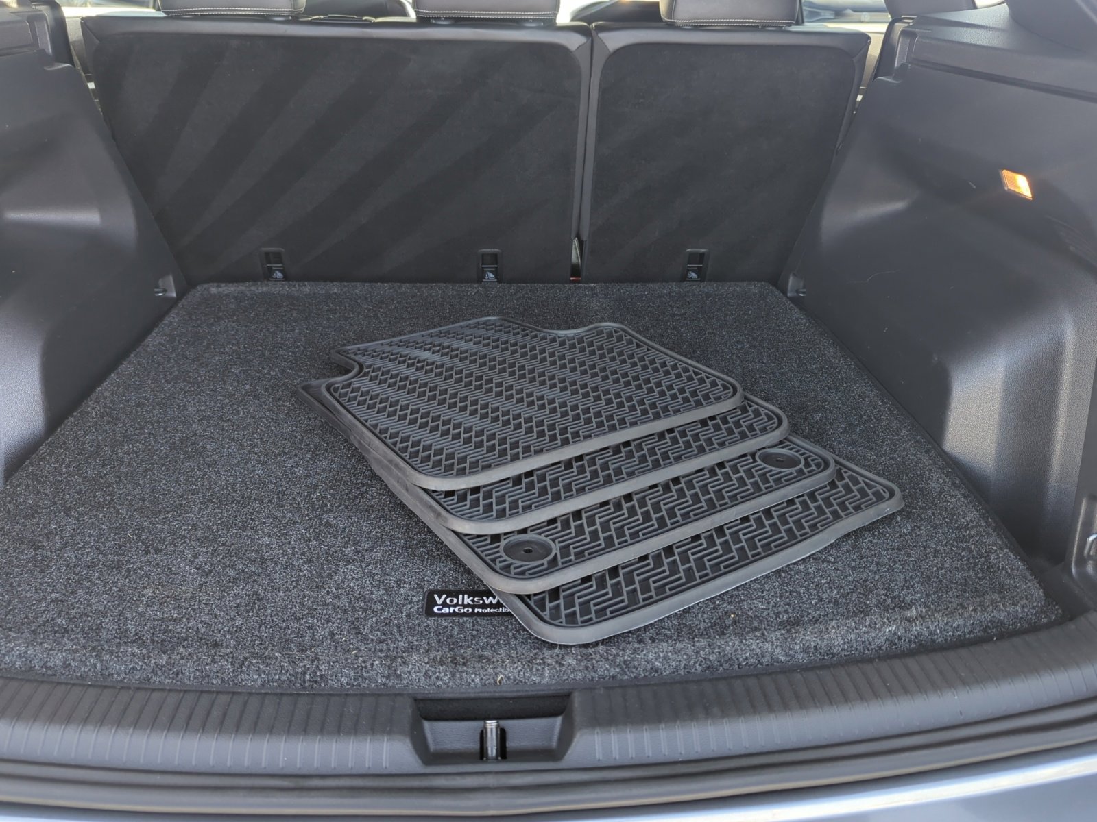 Certified 2022 Volkswagen Atlas Cross Sport SE image 29