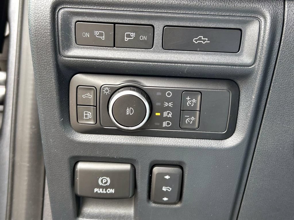 Used 2021 Ford F150 Lariat w/ Equipment Group 502A High AWD/4WD image 23