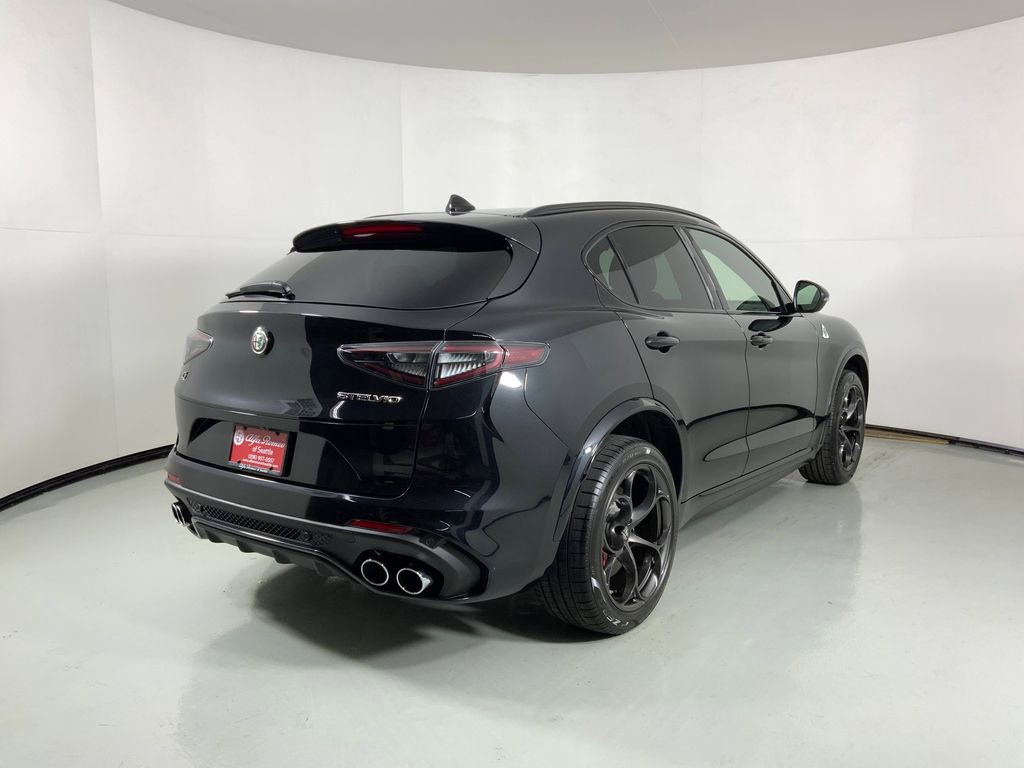 Used 2024 Alfa Romeo Stelvio Quadrifoglio w/ Active Assist Plus Package AWD/4WD image 2