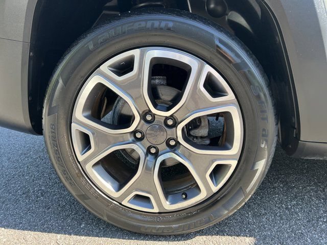 Used 2016 Jeep Renegade Limited FWD image 21