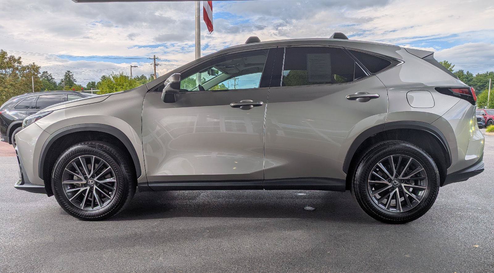 Used 2024 Lexus NX 350 AWD image 6