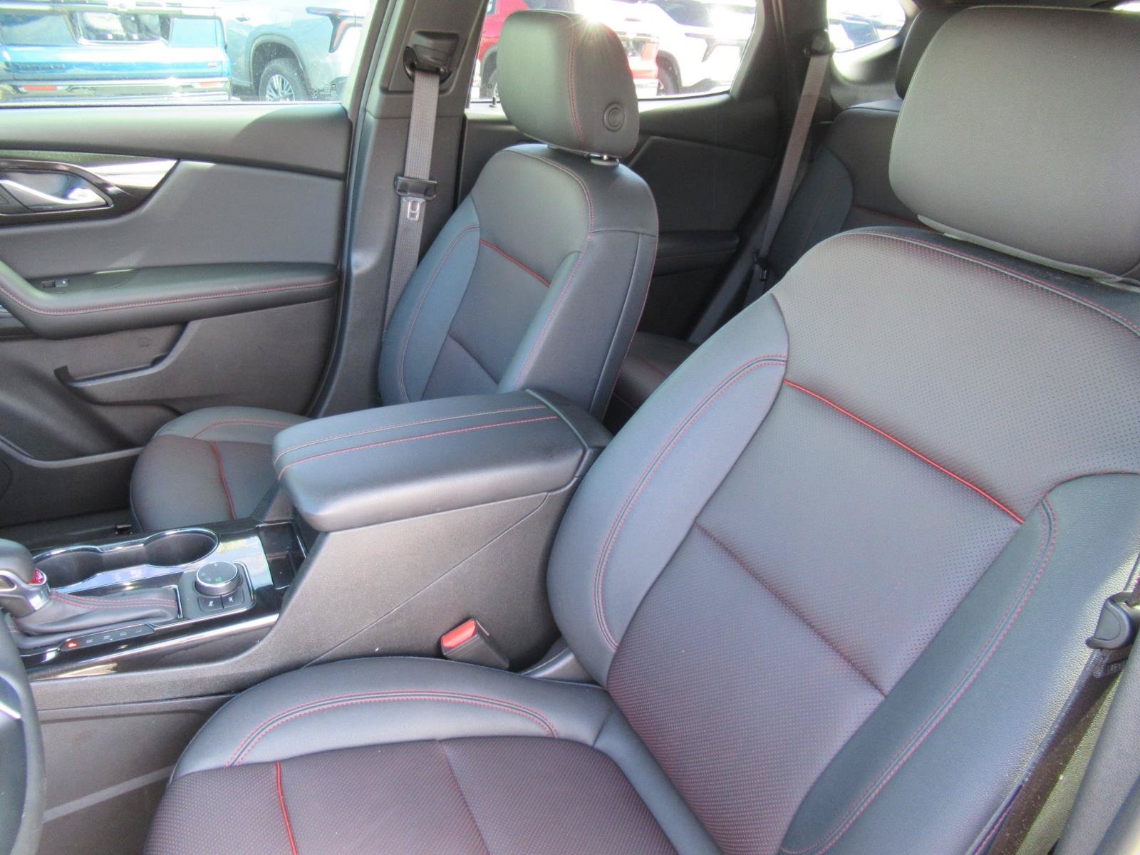 Used 2024 Chevrolet Blazer RS w/ Enhanced Convenience Package FWD image 20