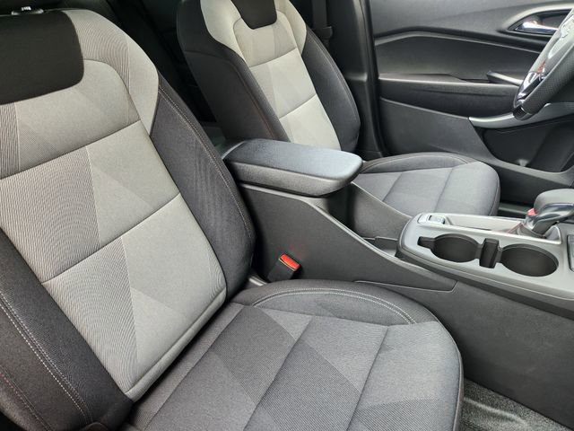 New 2026 Chevrolet Trax RS w/ Sunroof Package image 11