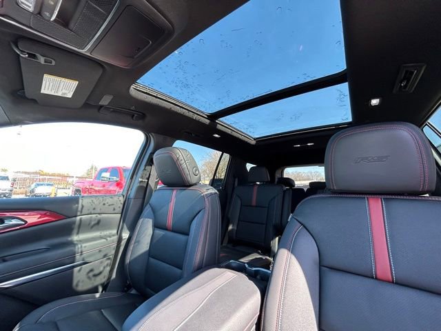 New 2026 Chevrolet Traverse RS w/ LPO, Floor Liner Package image 34