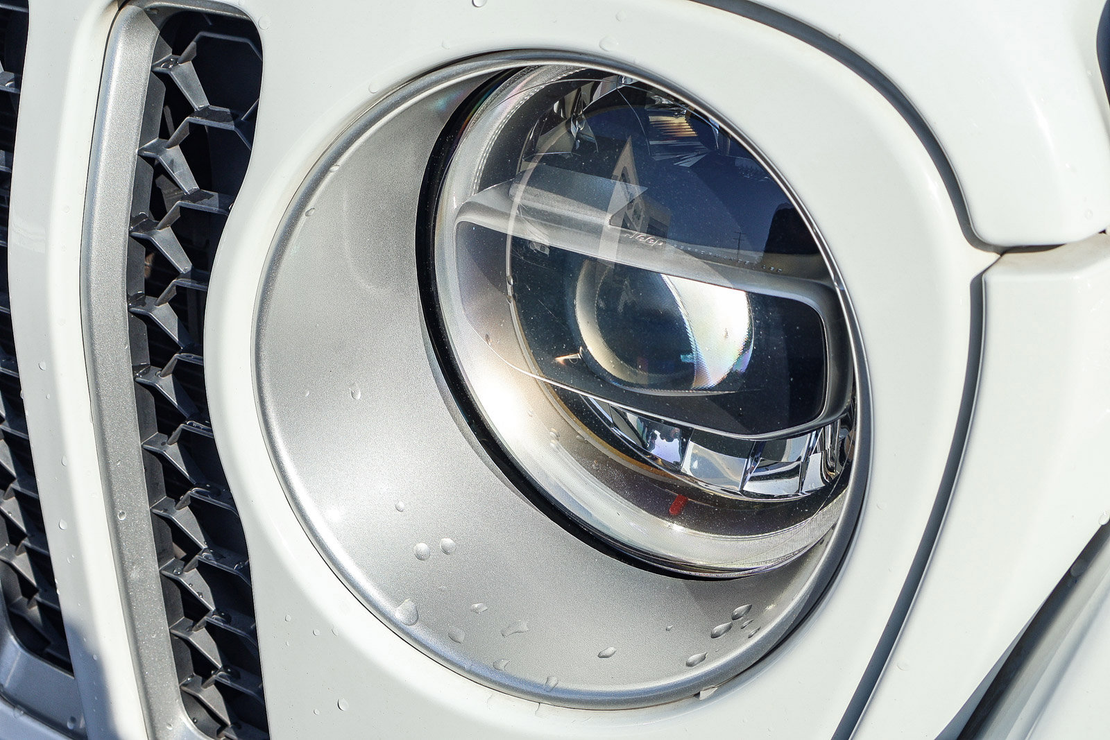 Used 2021 Jeep Wrangler Unlimited Sahara w/ Cold Weather Group image 18