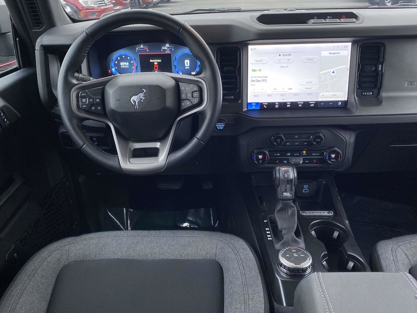 Used 2025 Ford Bronco Big Bend image 9