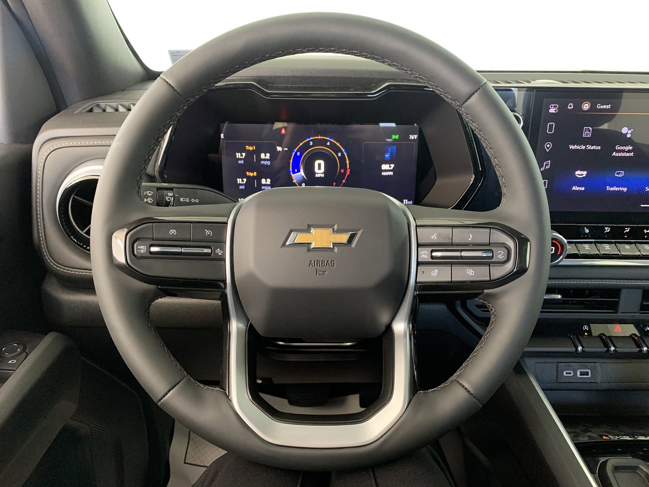 New 2024 Chevrolet Colorado LT w/ LT Convenience Package III image 21